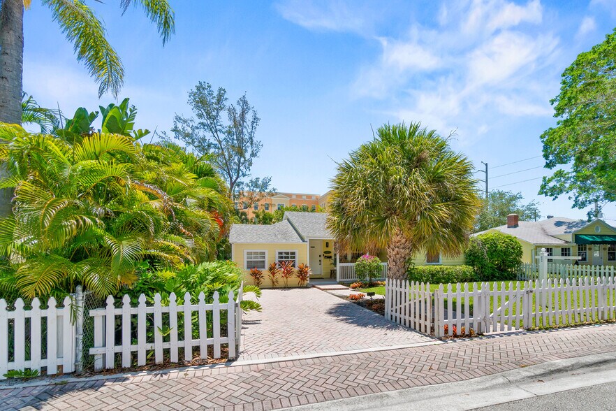 More Photos Of 203 NE 1st Ave, Delray Beach Office Residential For Lease