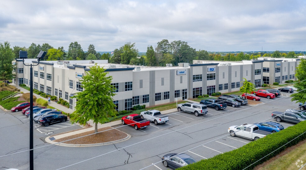 Primary Photo Of 307 Oates Rd, Mooresville Flex For Lease