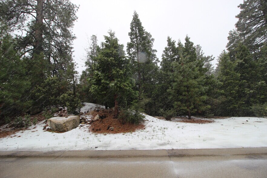 More Photos Of 0 Whitefir Dr, Lake Arrowhead Land For Sale