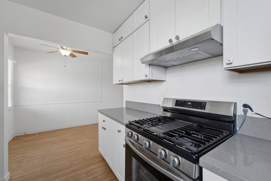 More Photos Of 10958 Venice Blvd, Culver City Apartments For Sale