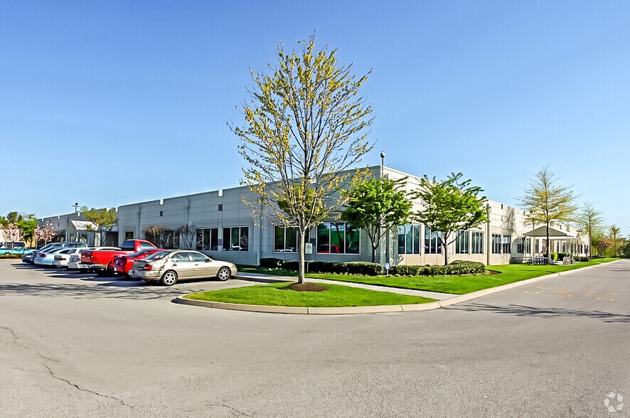 More Photos Of 2401 Cherahala Blvd, Knoxville Office For Lease