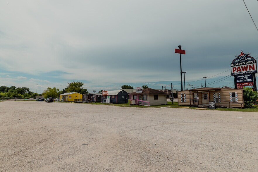 More Photos Of 23874 Loop 494, Porter Freestanding For Sale