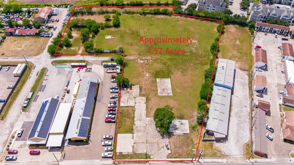 More Photos Of 3105 Houston Hwy, Victoria Land For Sale
