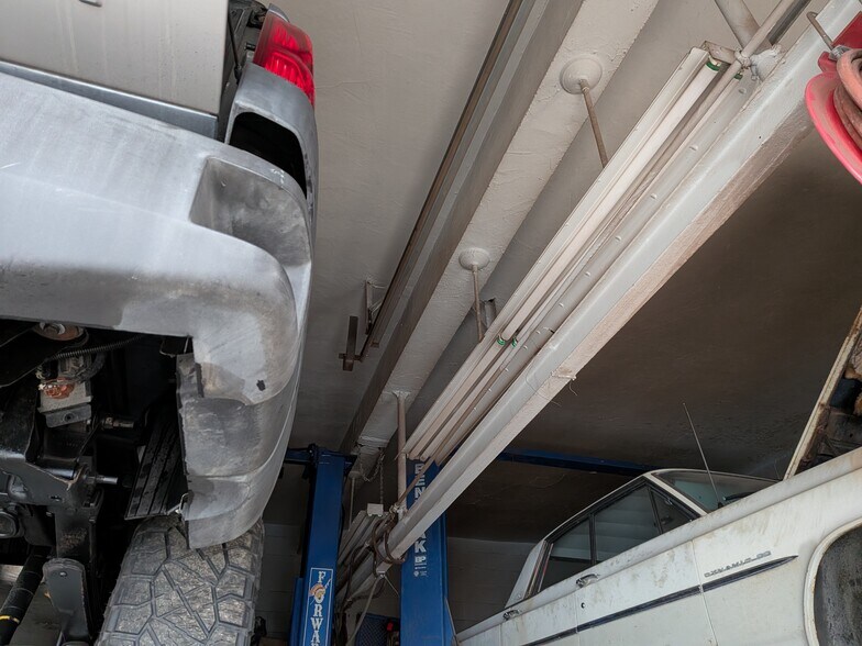 More Photos Of 250 Washington Ave, Winthrop Auto Repair For Sale