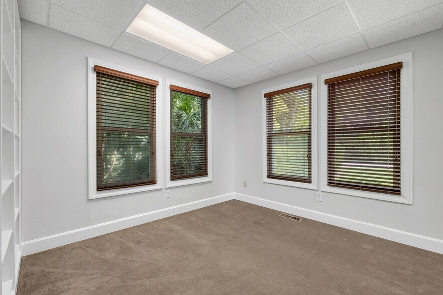 More Photos Of 107 W 5th, Tallahassee Office For Lease