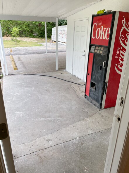 More Photos Of 1005 N Church Ave, Mulberry Medical For Lease