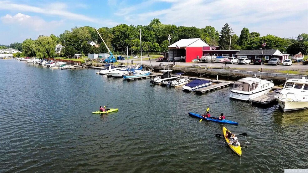 More Photos Of 103 Main St, Catskill Marina For Sale