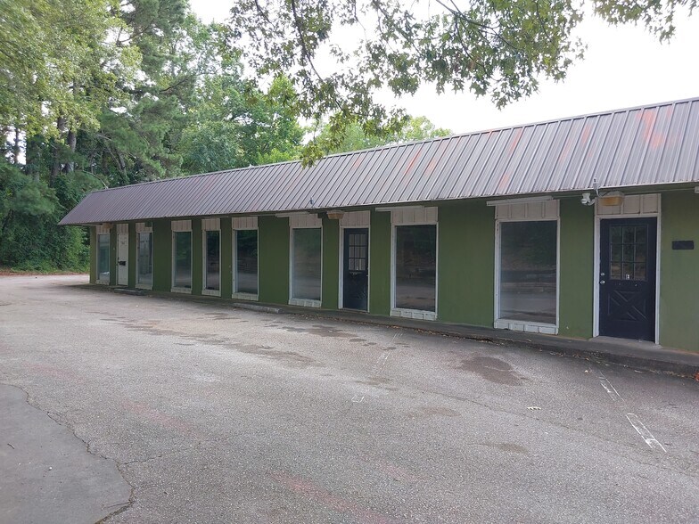 More Photos Of 2464 Winder Hwy, Dacula Storefront For Sale