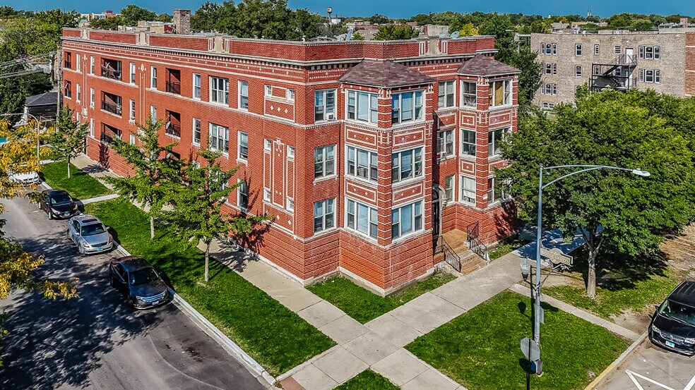 More Photos Of 1256 S Independence Blvd, Chicago Apartments For Sale