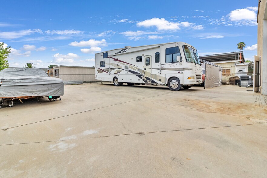More Photos Of 1338 D St, Ramona Office For Sale