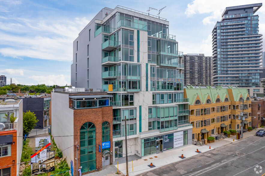 Primary Photo Of 346 Davenport Rd, Toronto Multifamily For Sale