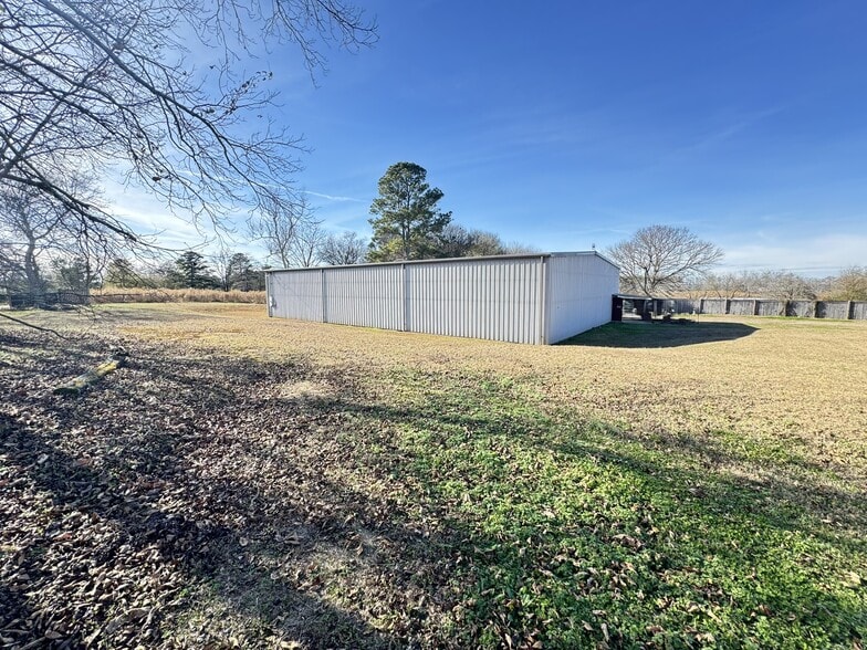 More Photos Of 2285 Reneau Rd, Oneonta Contractor Storage Yard For Sale
