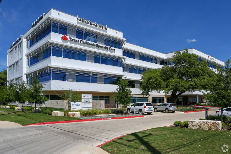 More Photos Of 8611 N Mo Pac Expy, Austin Medical For Lease