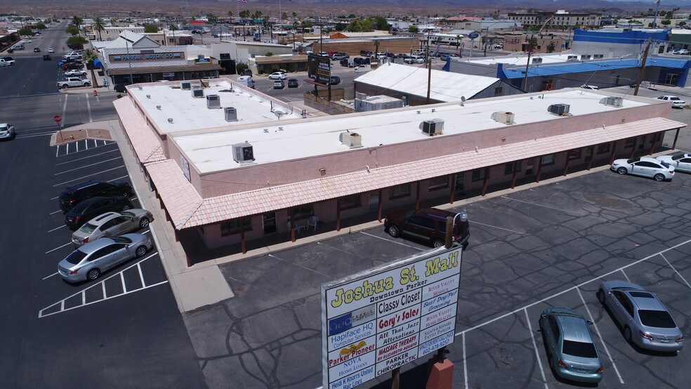 More Photos Of 1317 S Joshua Ave, Parker Storefront Retail Office For Lease