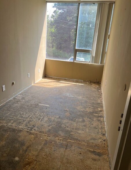 More Photos Of 342 US Highway 22, Green Brook Warehouse For Lease