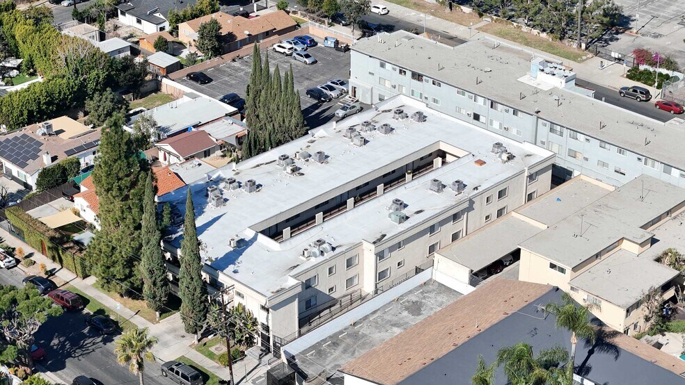 More Photos Of 15329 Vose St, Van Nuys Apartments For Sale
