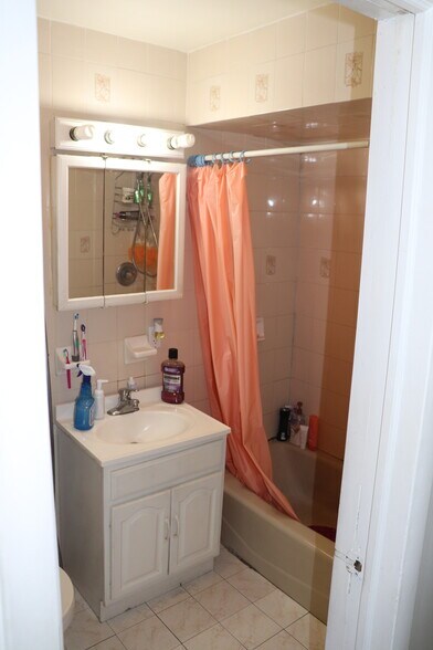 More Photos Of 601-603 Bergenline Ave, Union City Multifamily For Sale