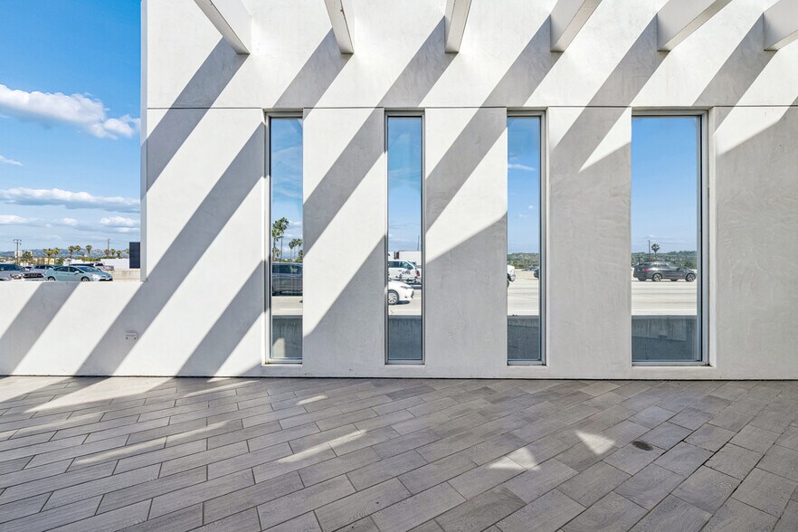 More Photos Of 11259 Washington Blvd, Culver City Medical For Sale