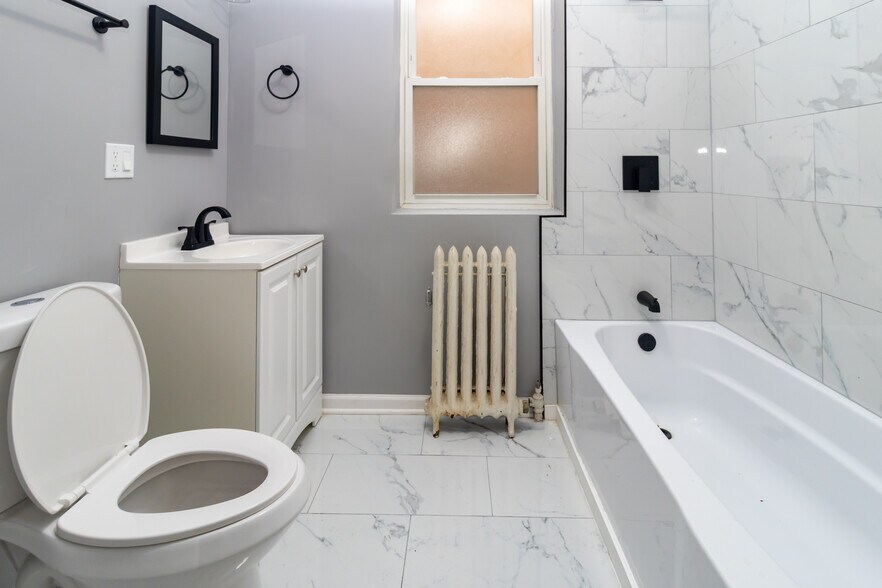 More Photos Of 7304 S Union Ave, Chicago Multifamily For Sale