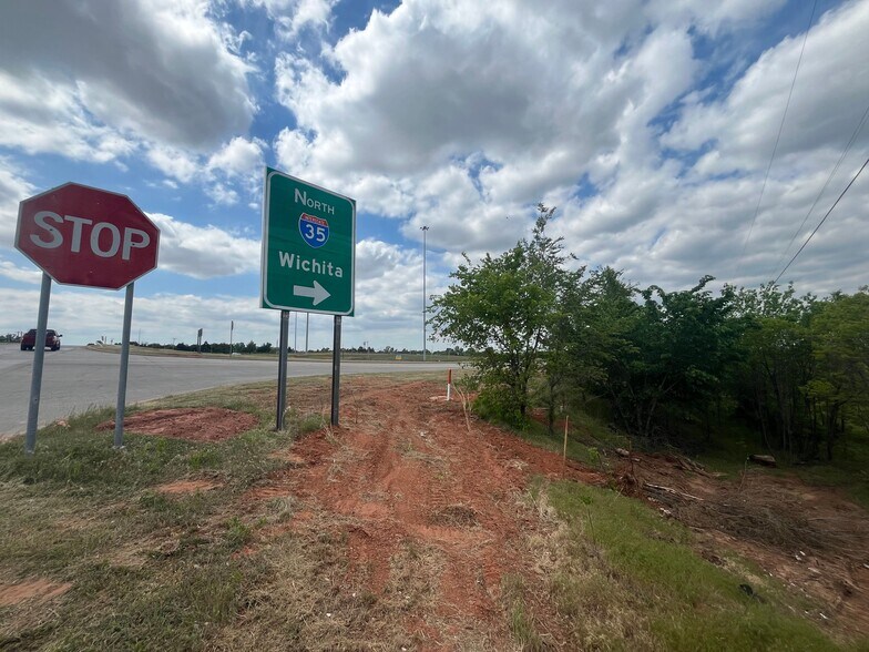 More Photos Of I-35 Frontage Rd @ Memorial, Oklahoma City Land For Sale