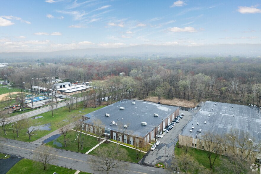 More Photos Of 50 Maple St, Norwood Warehouse For Lease