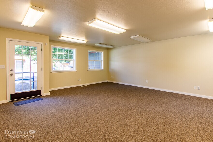 More Photos Of 846 NW Colorado Ave, Bend Office For Sale
