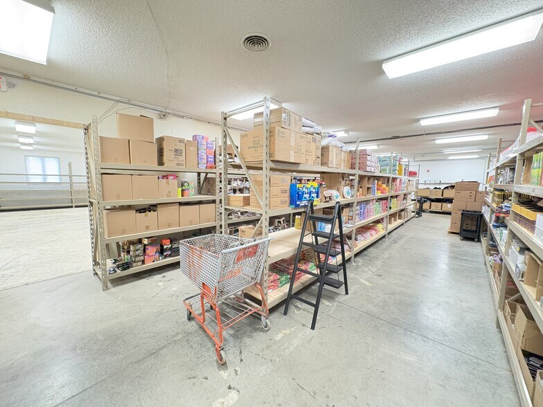 More Photos Of 493 Bev Rd, Youngstown Warehouse For Sale