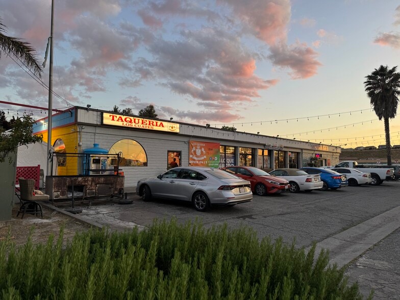 More Photos Of 220 San Felipe Rd, Hollister Restaurant For Sale