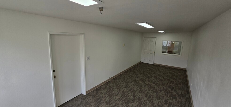 More Photos Of 1814 Empire Industrial Ct, Santa Rosa Warehouse For Sale