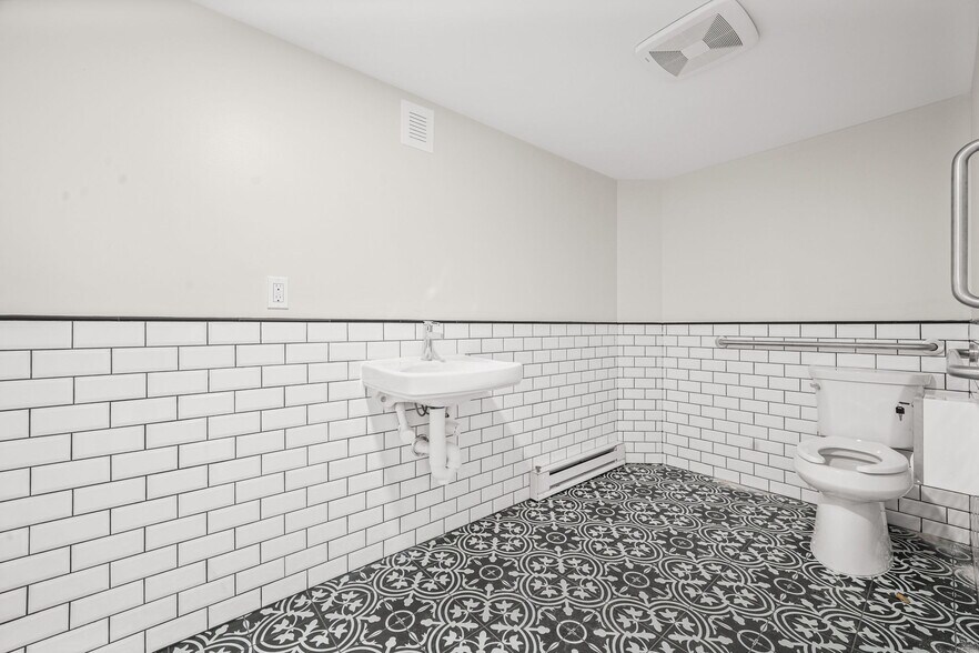 More Photos Of 12 Route 202, Montville General Retail For Lease