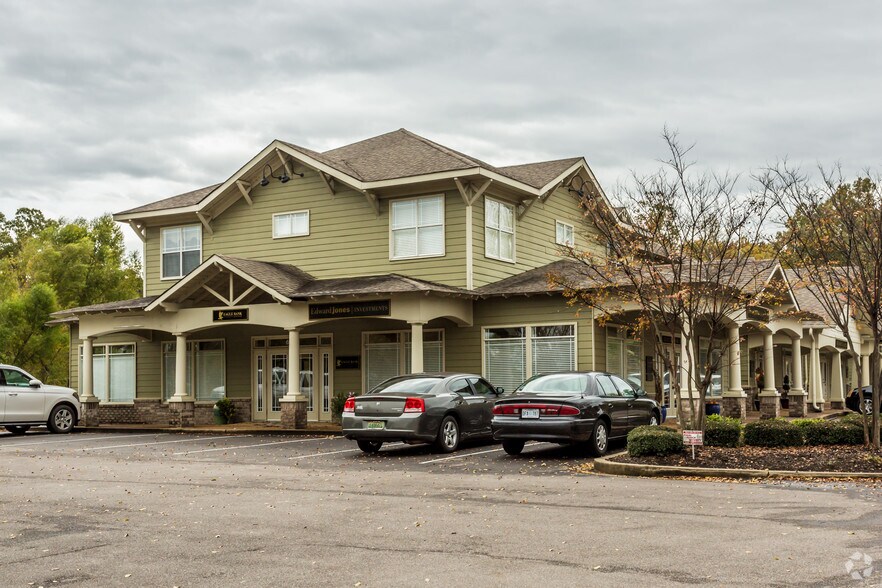 Primary Photo Of 6253 Goodman Rd, Olive Branch Office For Lease