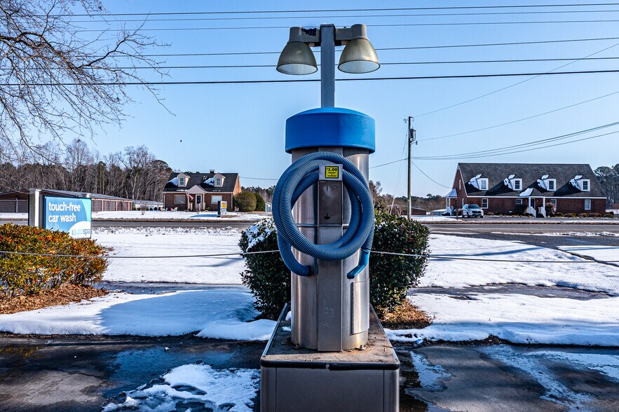 More Photos Of 4088 George Washington Memorial Hwy, Gloucester Carwash For Sale