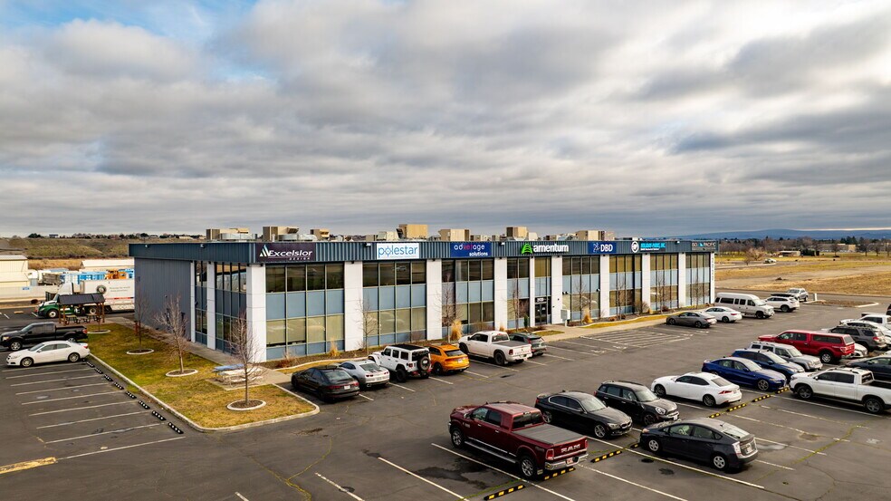 More Photos Of 2920 George Washington Way, Richland Office For Sale