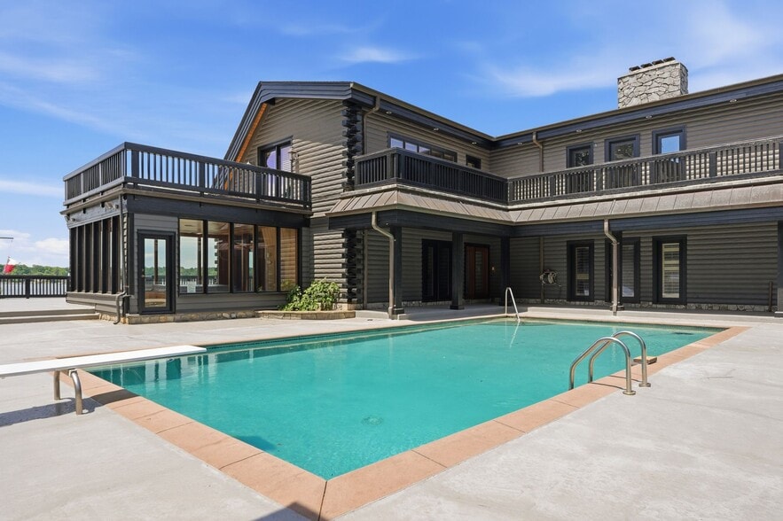 More Photos Of 9715 Nine Eagles Ln, Charlotte Specialty For Sale