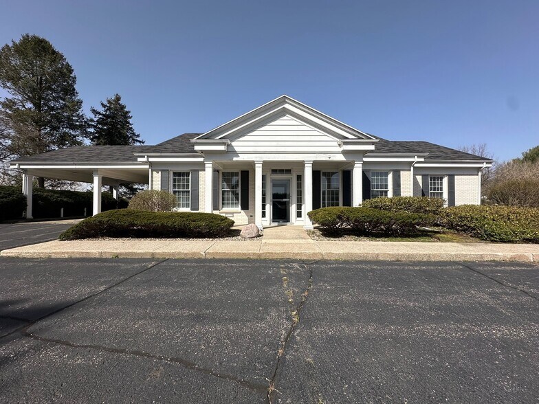 Primary Photo Of 8275 N 32nd St, Richland Office For Lease