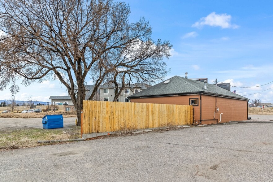 More Photos Of 2000 N 7th Ave, Bozeman Flex For Sale