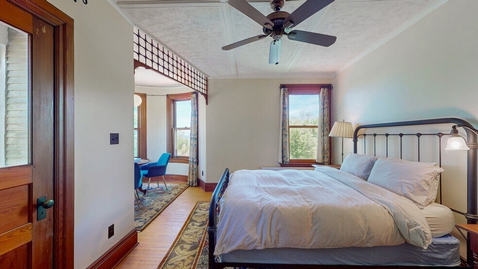 More Photos Of 284 Edgemont Rd, Moriah Hospitality For Sale