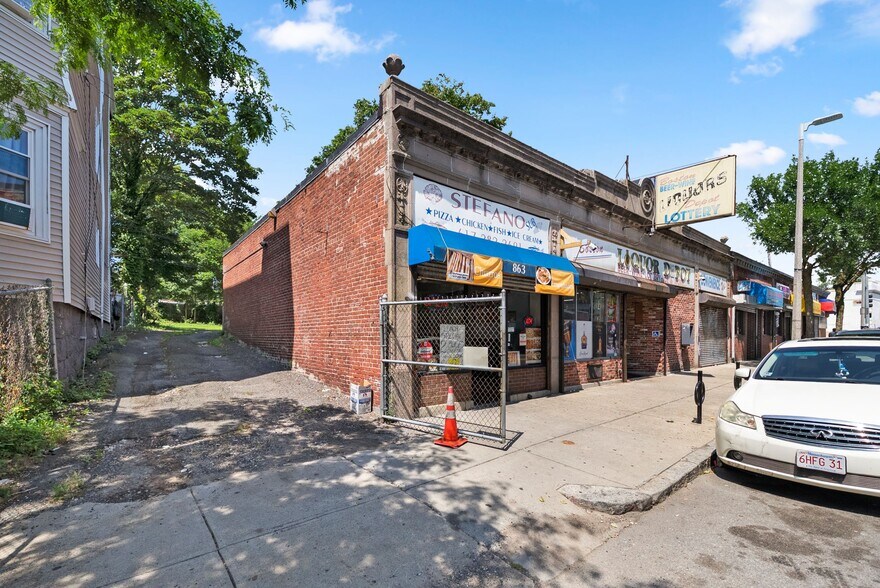 More Photos Of 859-863 Washington St, Boston Storefront For Sale