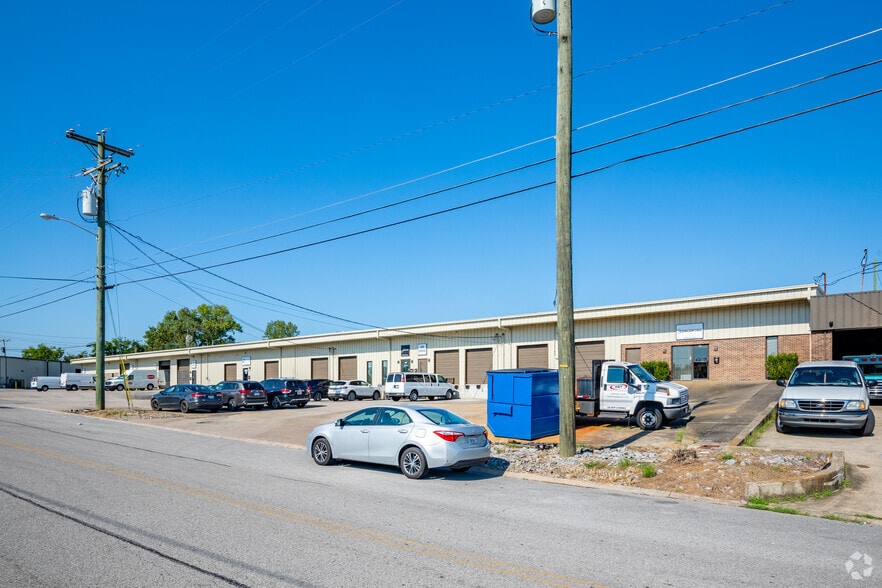 More Photos Of 221-245 Blanton Ave, Nashville Warehouse For Lease