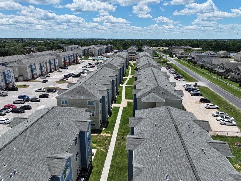 More Photos Of 23286 Richards Rd, Prairie View Apartments For Sale