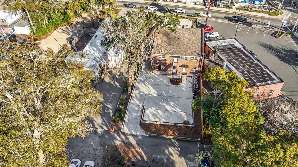 More Photos Of 1310 Thomasville Rd, Tallahassee Office For Sale