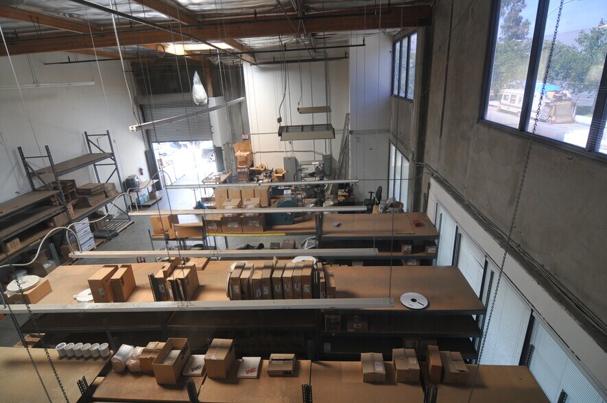 More Photos Of 9301 Jordan Ave, Chatsworth Warehouse For Lease