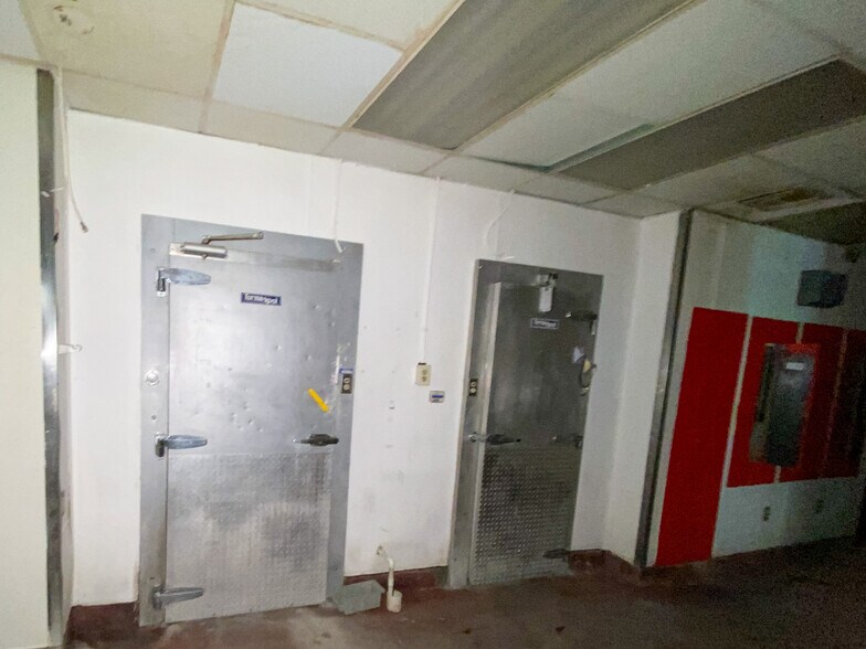 More Photos Of 4540 E Ponce De Leon Ave, Clarkston Restaurant For Lease