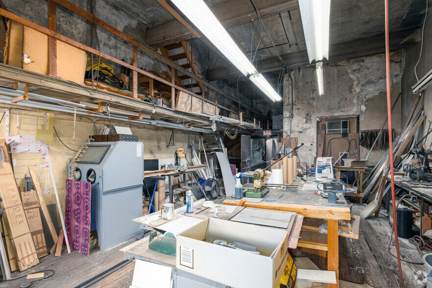 More Photos Of 1215 Race St, Philadelphia General Retail For Sale