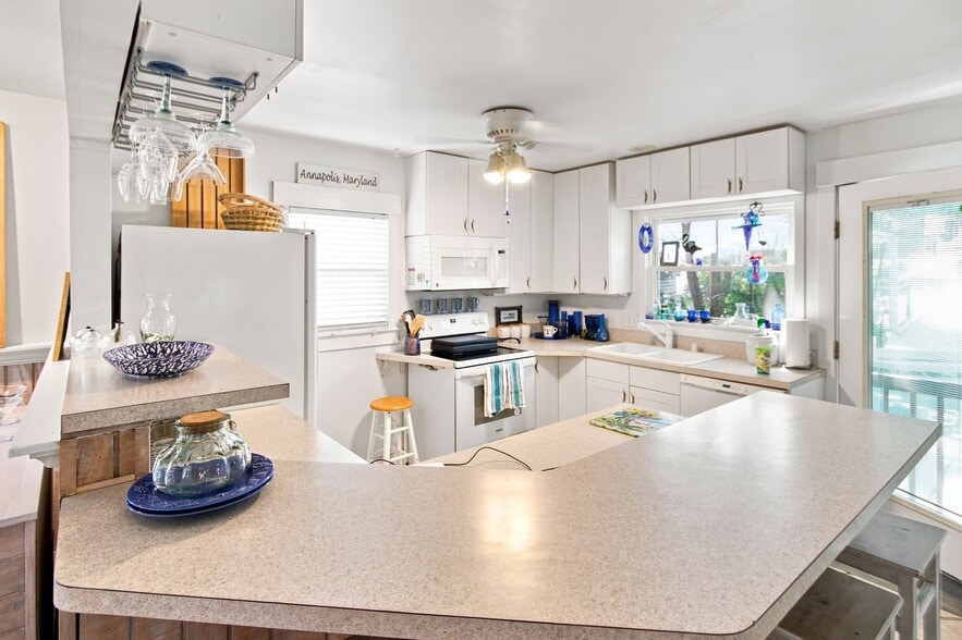 More Photos Of 720 Second St, Annapolis Specialty For Sale