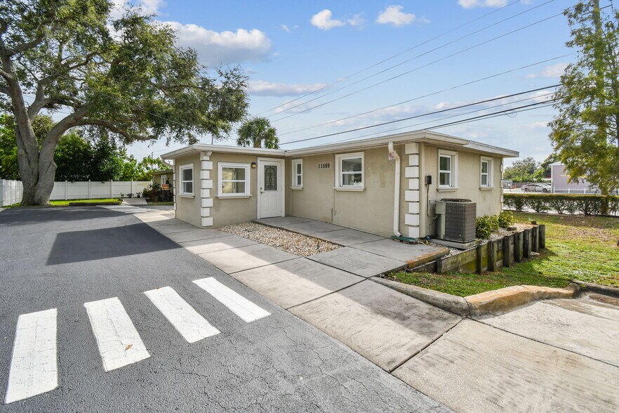 More Photos Of ,  Office For Sale