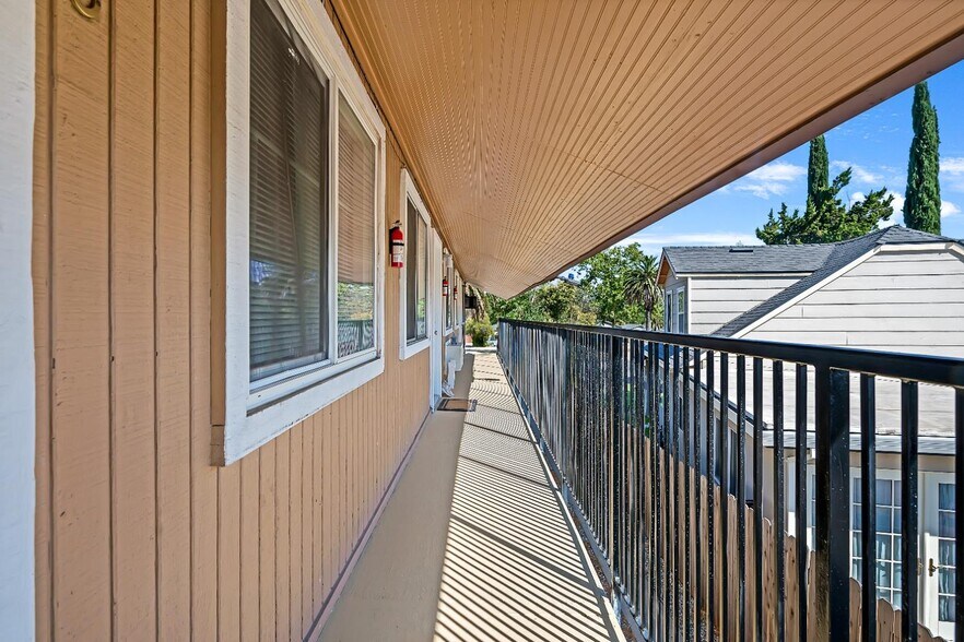 More Photos Of 2944 Del Paso Blvd, Sacramento Apartments For Sale