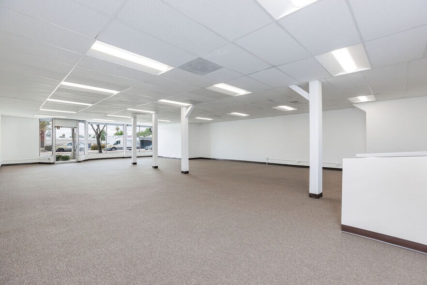 More Photos Of 9468-9472 Magnolia Ave, Riverside Storefront For Lease