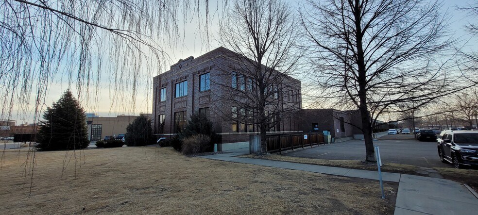 More Photos Of 100 Park Dr S, Great Falls Office For Lease