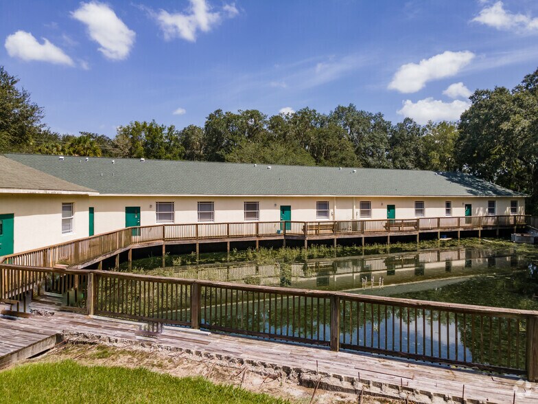 More Photos Of 10841-10857 Park Dr, Riverview Medical For Sale